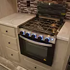 Stove May Show Optional Features. Features and Options Subject to Change Without Notice.