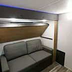 Mid Bunk Room May Show Optional Features. Features and Options Subject to Change Without Notice.