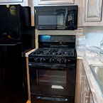 Kitchen May Show Optional Features. Features and Options Subject to Change Without Notice.