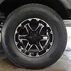 Aluminum Wheels, Radial Tires
with Nitrofill and No Fuss
Warranty, Full Sized Spare Tire and E-Z Lube® and
Nev-R-Adjust® Axles May Show Optional Features. Features and Options Subject to Change Without Notice.
