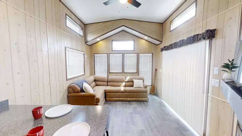 39ASL-S Floorplan Main Room