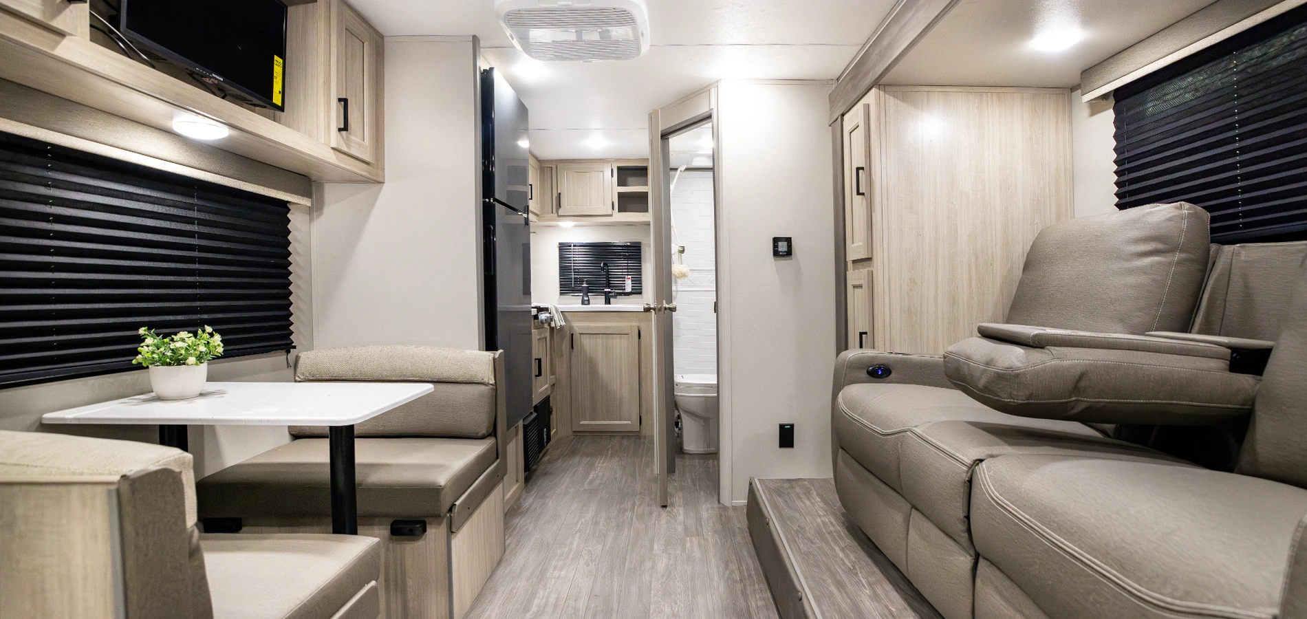 Aurora Light RVs