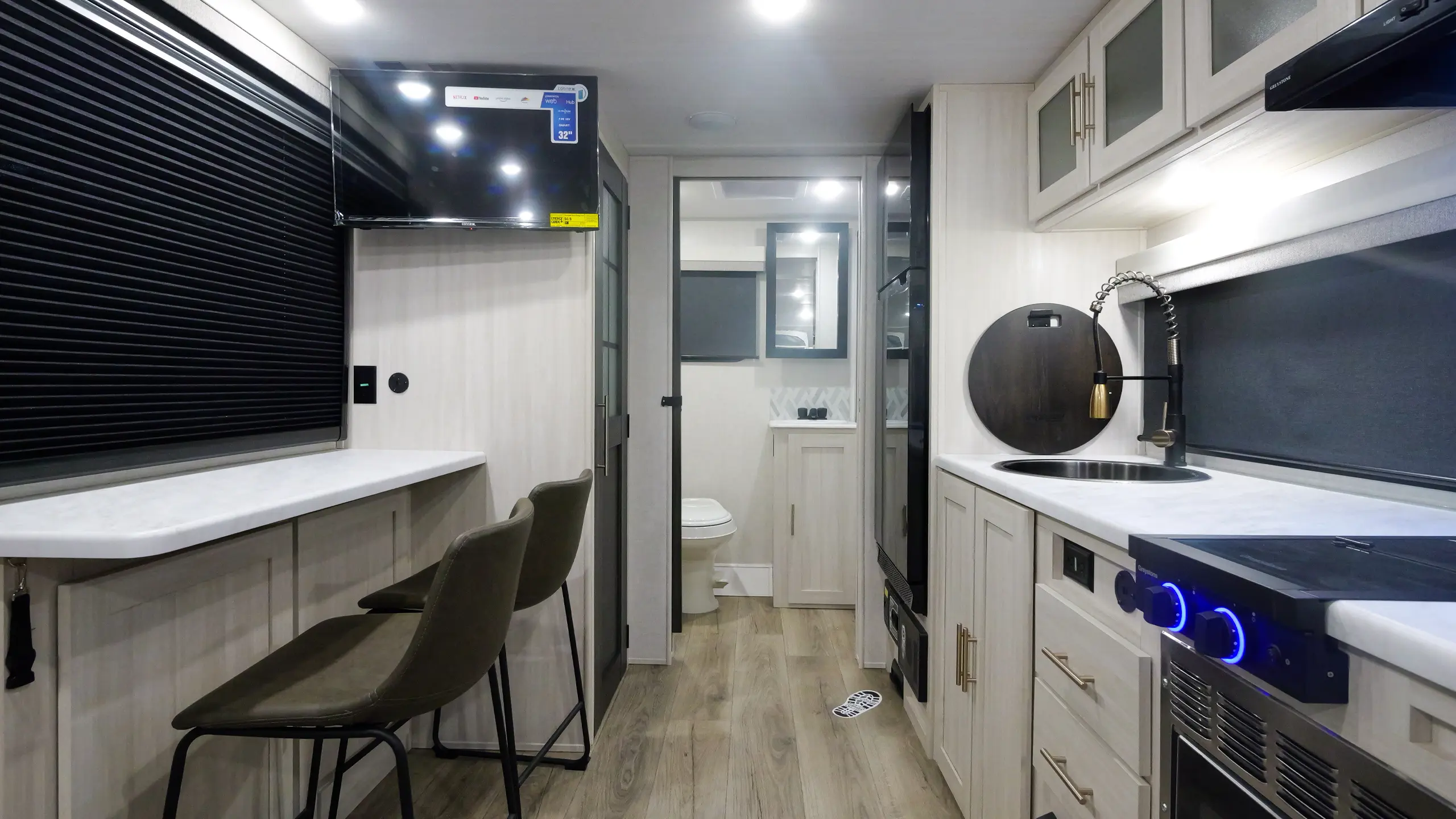 r-pod West Coast RVs