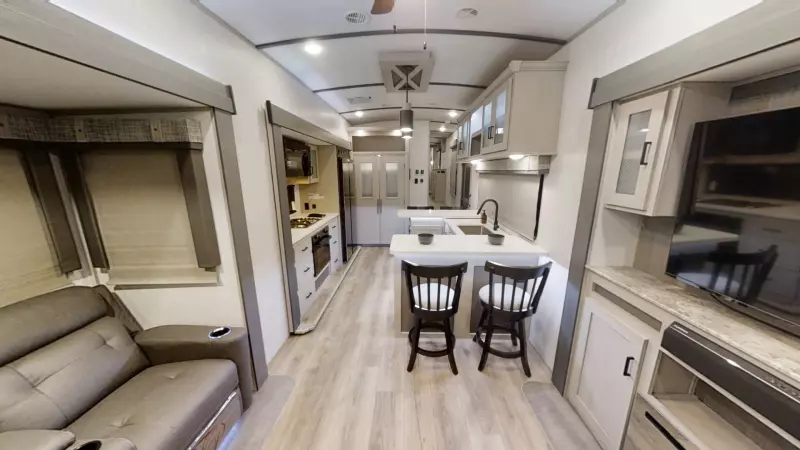 Heritage Glen Fifth Wheels Main Room