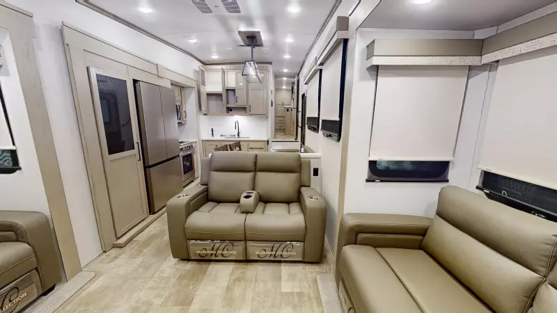 375RL Floorplan Main Room