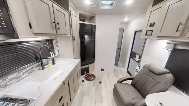 2500RLS Floorplan Main Room