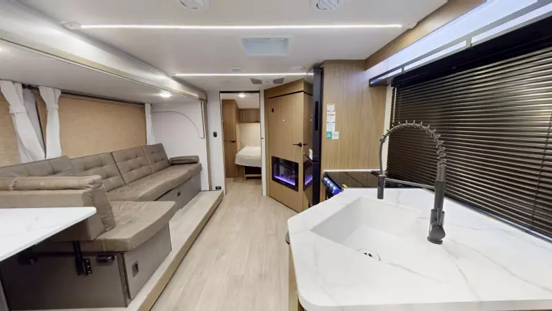 25ICE Floorplan Main Room